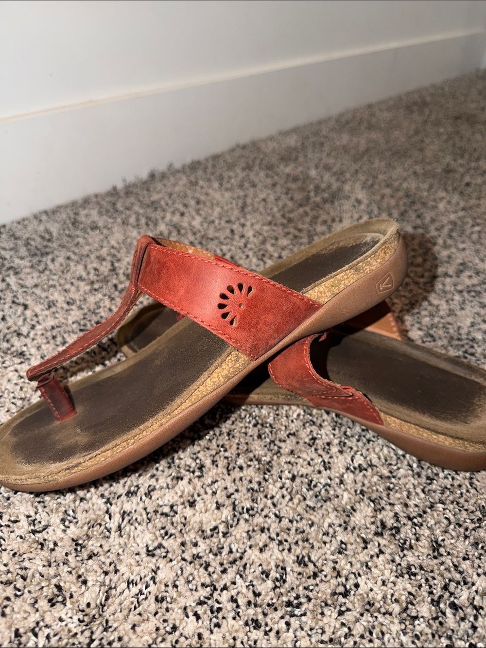 Kee Dauntless Flip Flop Sandals Red Women's Size 9